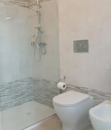 Apartmán In Centro Storico Panoramico Con Ampia Terrazza!